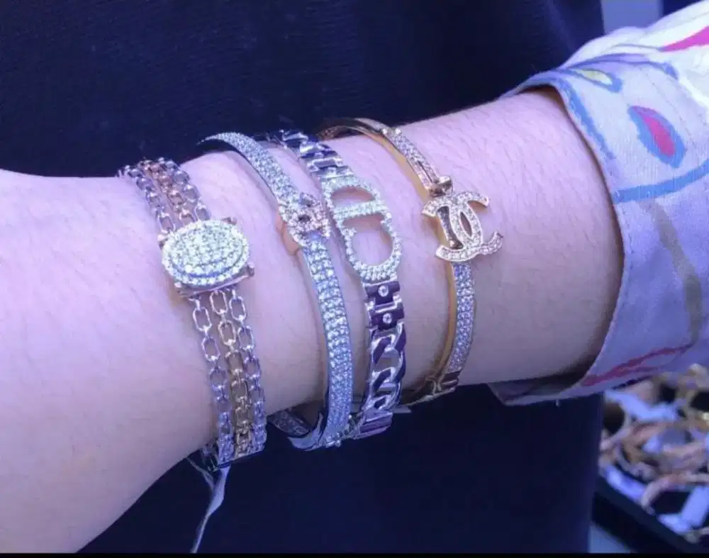 Terima jual emas dan berlian dari toko lain