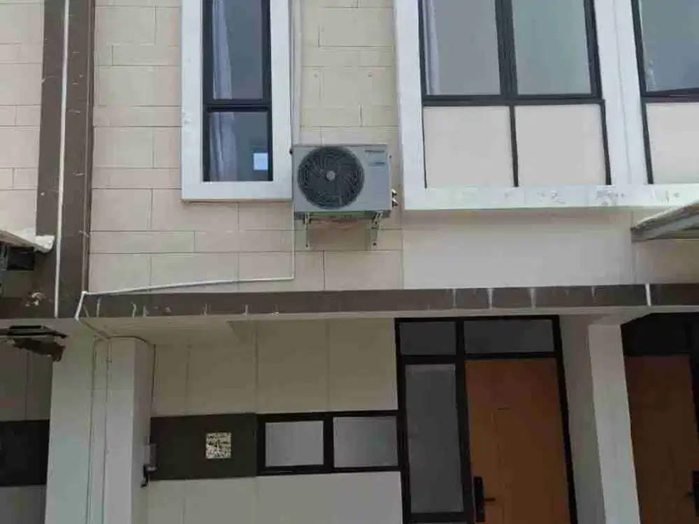 dikontrakan ada Rumah ada AC 2 rumah Wimbledon Jababeka cikarang