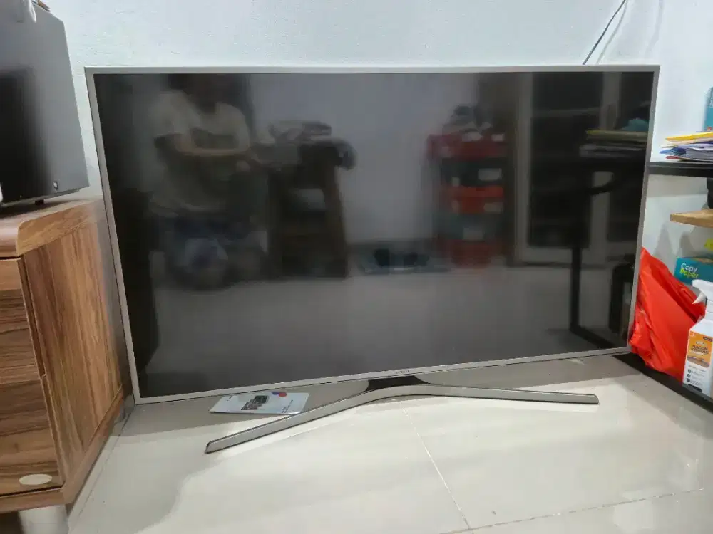 LED Smart TV samsung 50 inci