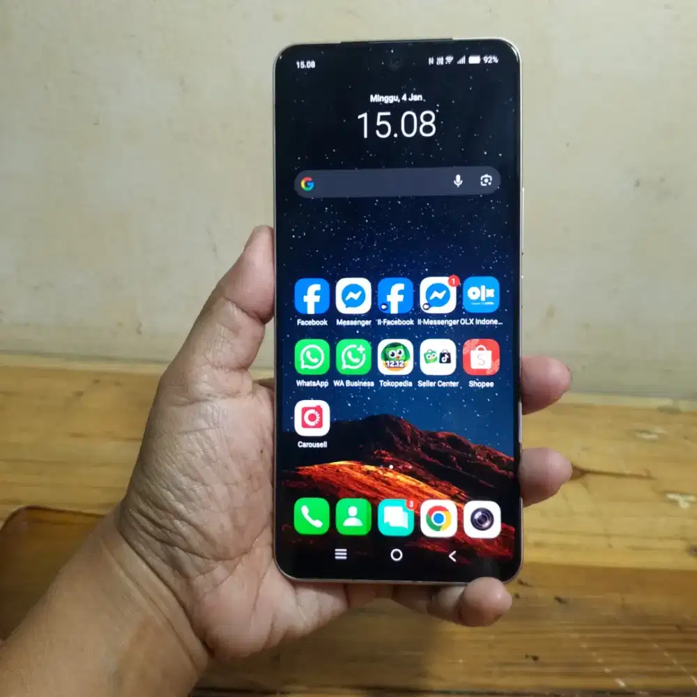 Vivo V29e 5G Ram 8 GB/256 GB unit only