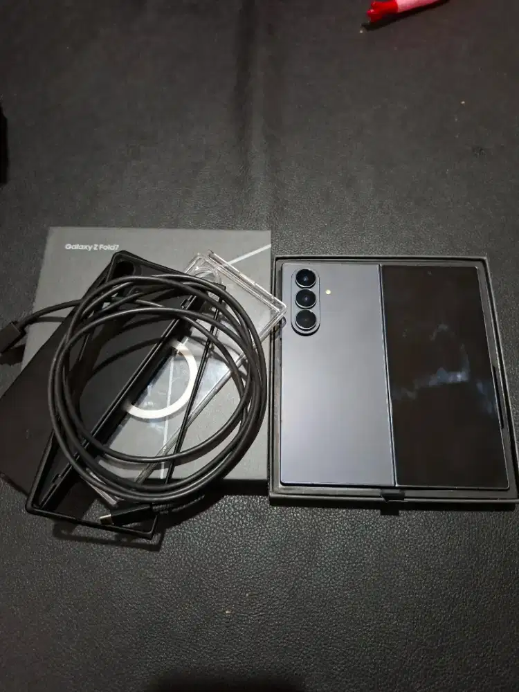 Samsung Z Fold 7 Black 12/512gb Garansi Resmi SEIN