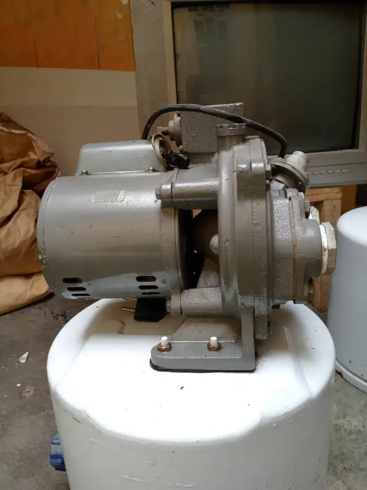 Pompa otomatis simitzu jetpum Model PC:250-BIT