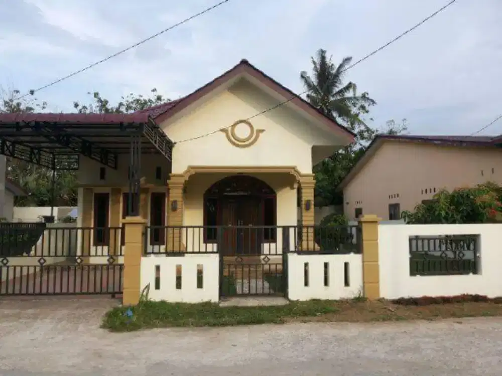 DISEWAKAN RUMAH TEMPAT TINGGAL