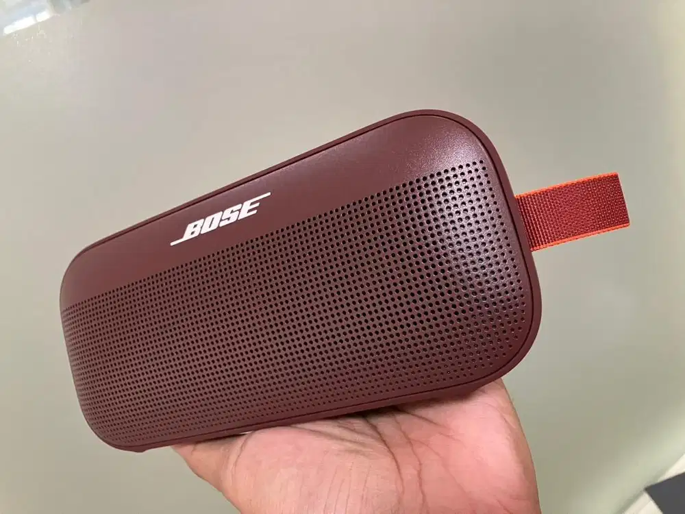 BNOB Bose Soundlink Flex Carmine Red Limited Edition