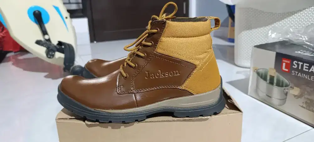 Boots Jackson Wing 1JC Uk. 41