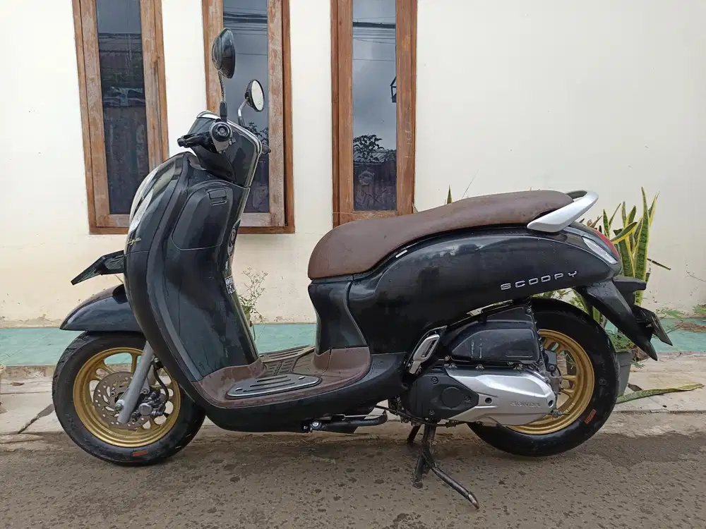 HONDA SCOOPY NEW KYLES 2021 LENGKAP BAGUS
