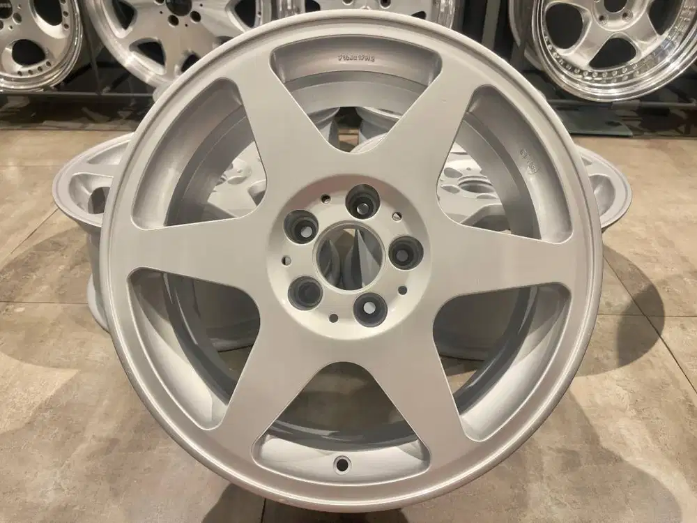 Velg Eta Beta Evo Mercedes Benz W201 R-17, Lebar 7.5, PCD 5x112