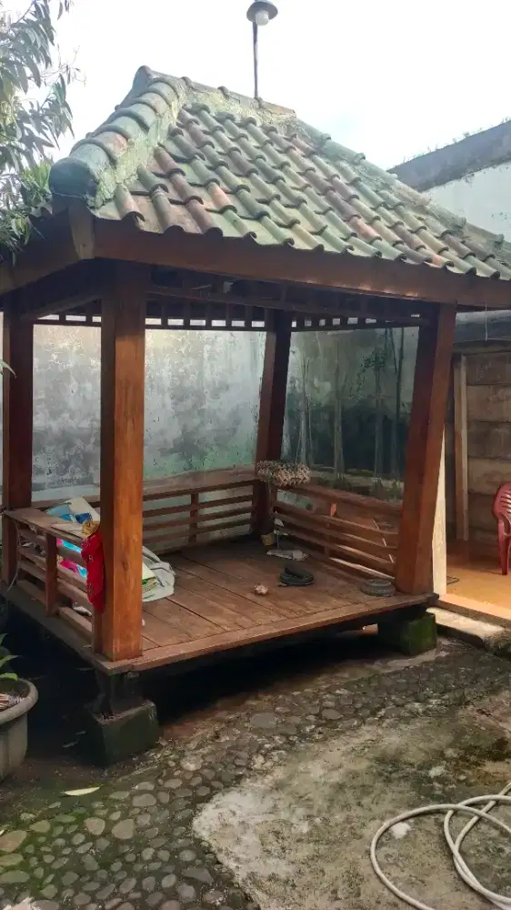 Jual cepat saung kayu