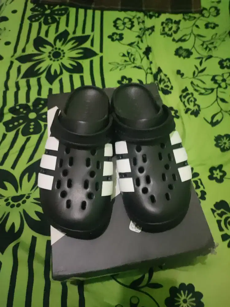 Adidas clogs adilette