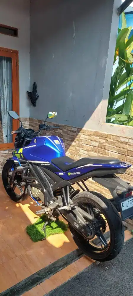 Yamaha Vixion movistar