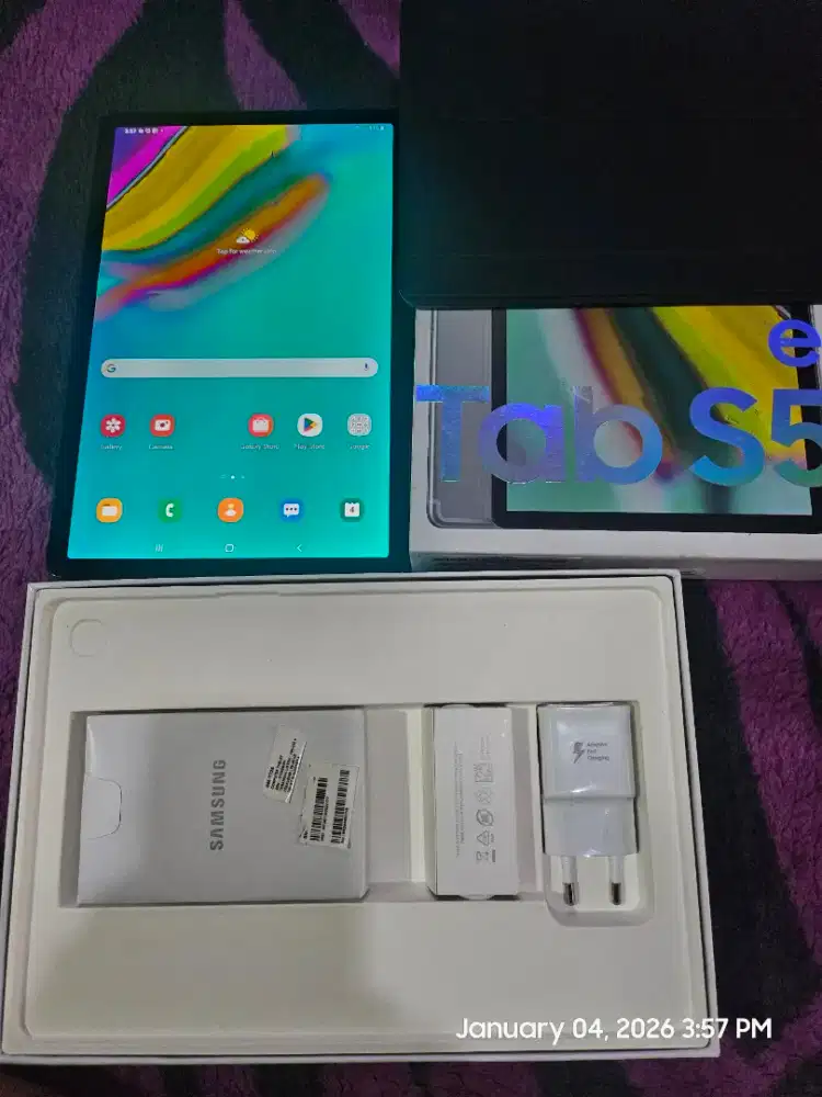 Samsung tab s5e 4/64 simcard celuler fullset sein