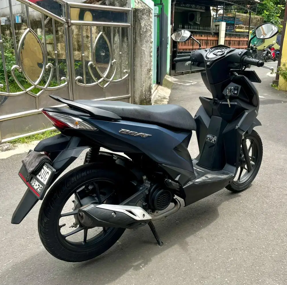 Dijual Cepat Muluss Honda BEAT DELUXE CBS ISS 110Cc Th.2023