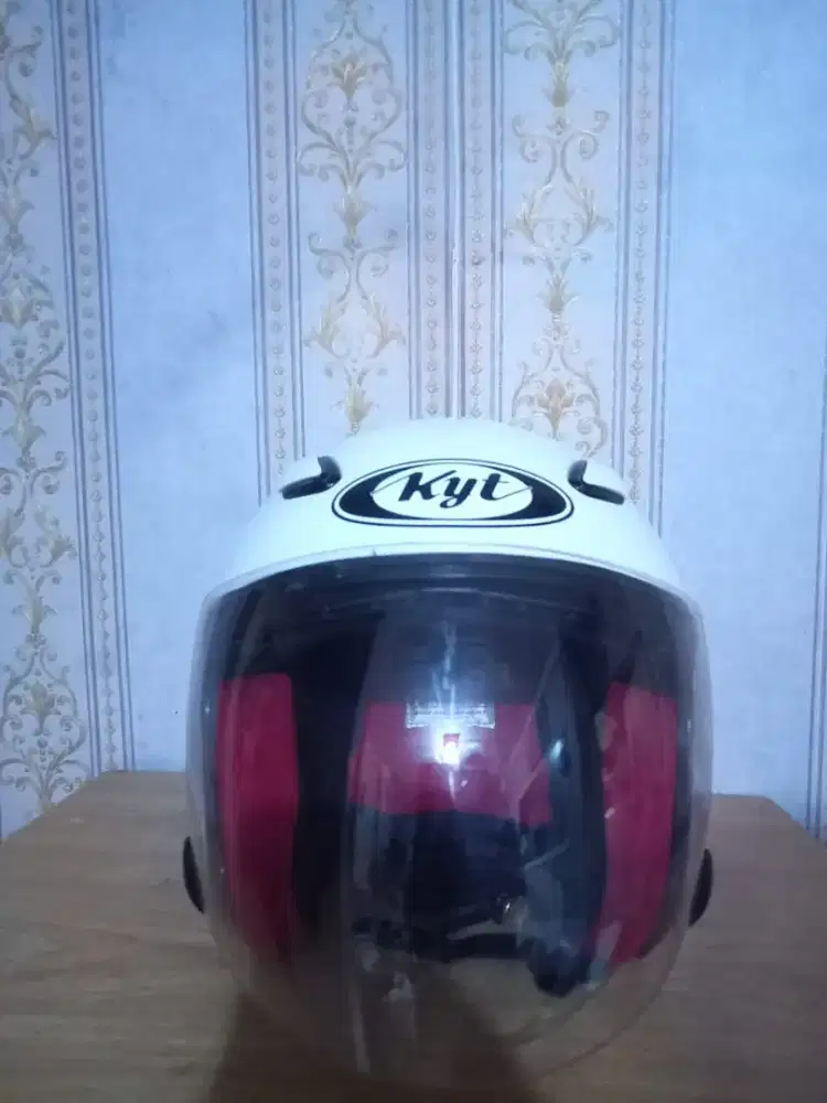 KYT DJ MARU Putih glossy