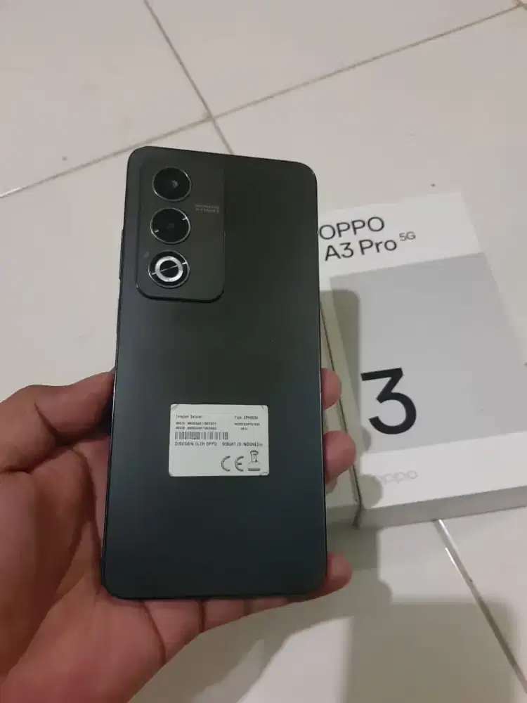 Oppo a3 pro 5g ram 8/256gb fullset ori