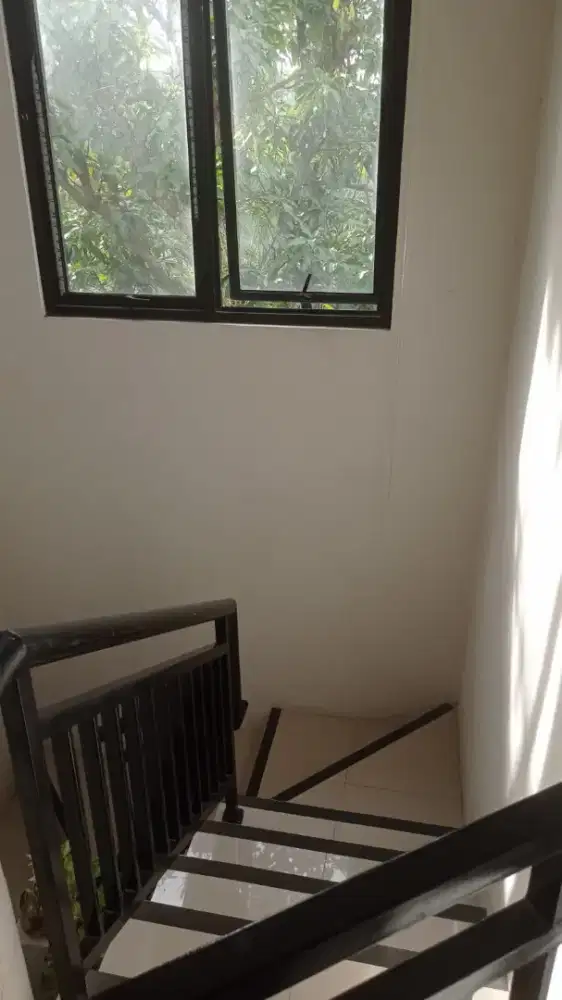 DIBUTUHKAN ART MOMONG (PP)