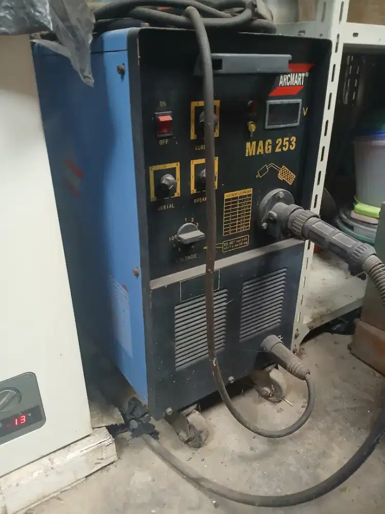 Las MIG Arcmart 253