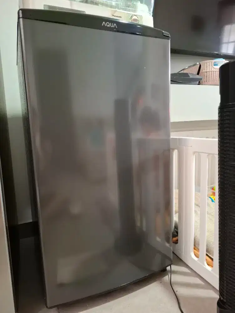 Kulkas Asi Freezer Asi Pemakaian 8 Bulan