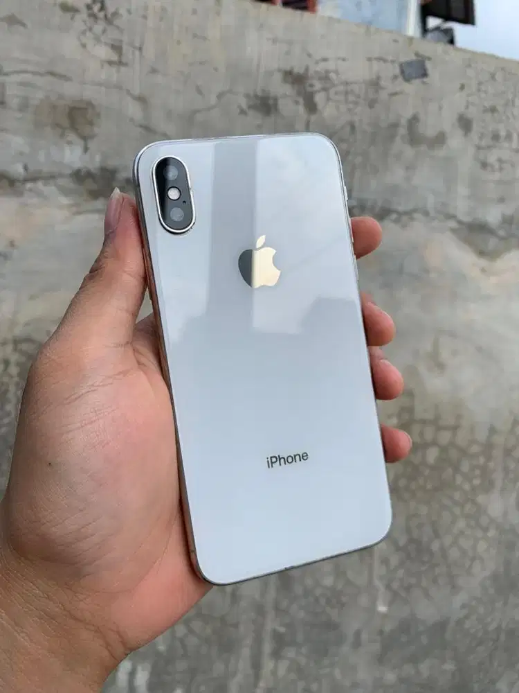 iPhone X 64GB white