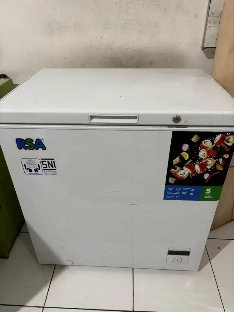 Dijual 3 buah Freezer Second Kondisi Baik