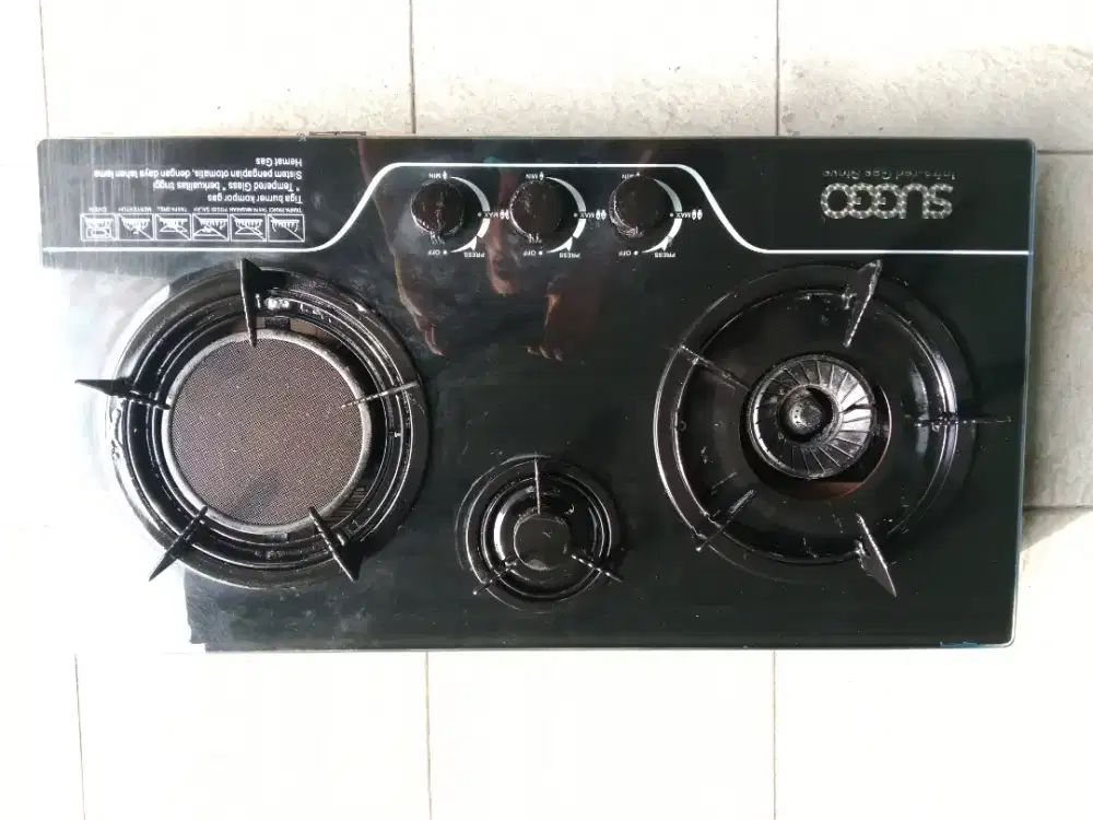 Kompor gas tanam 3 tungku kaca temperred