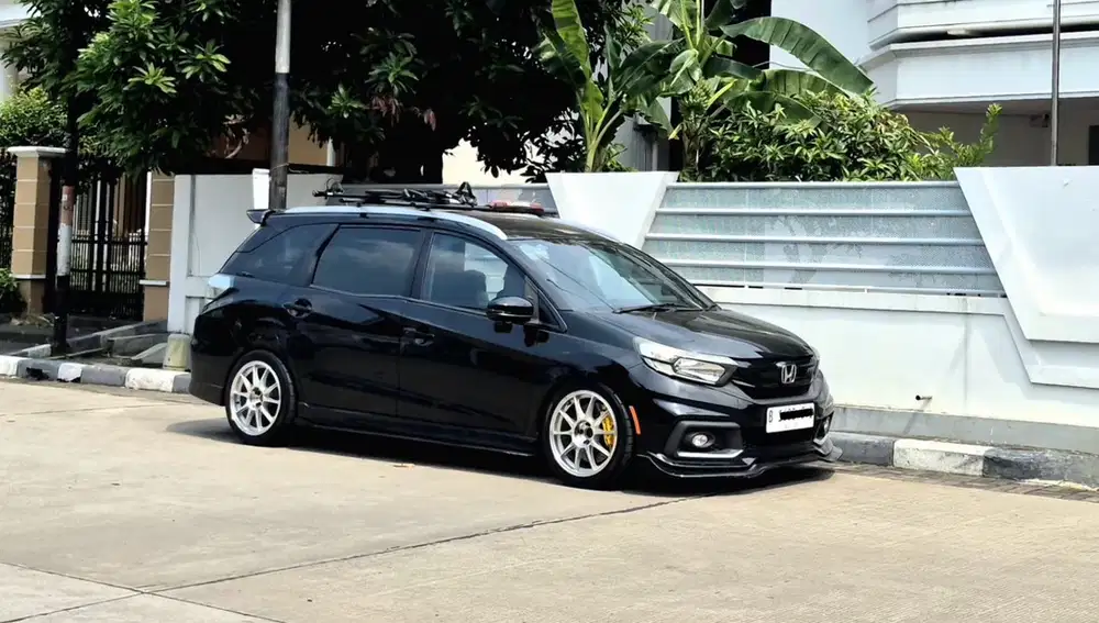 Honda Mobilio RS A/T 2017