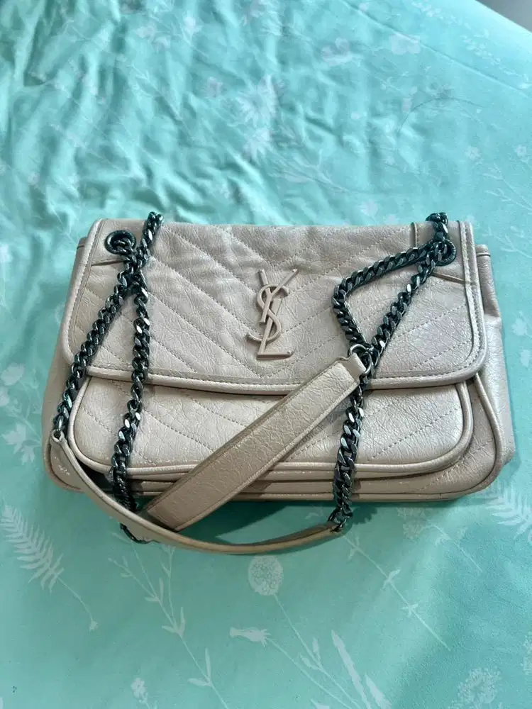 Tas YSL Niki white ukuran medium