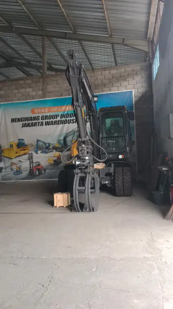 Jual unit baru, excavator roda whell HWL capit pc80/8ton