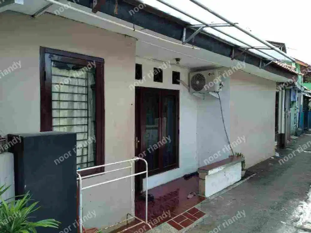 DI JUAL RUMAH MURAH LOKASI STRATEGIS AKSES MOTOR DI CISALAK CIMANGGIS DEPOK