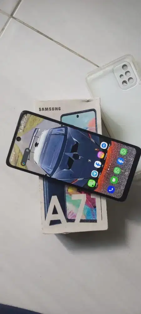 Samsung A71 fullset
Ram 8/128
Snapdragon 730