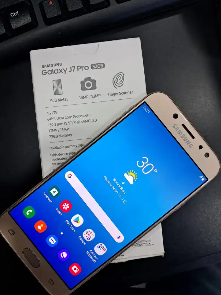 Galaxy J7 Pro 3/32GB NFC