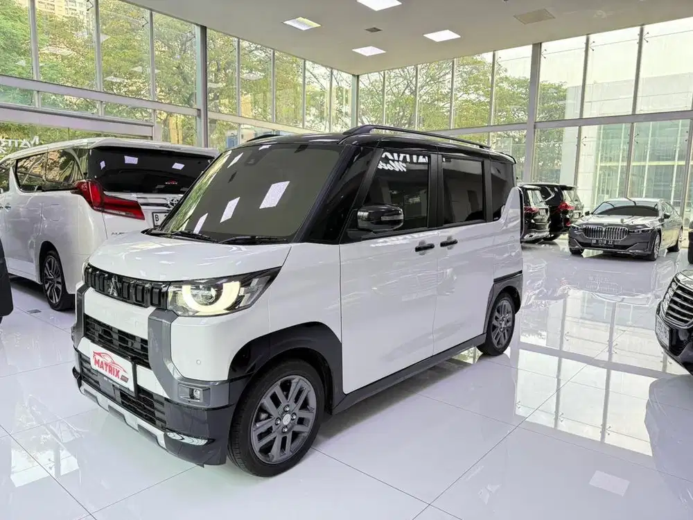 Mitsubishi Delica mini hybrid nik 2025 (antik )