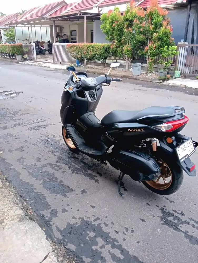 Nmax connected keyless 2023