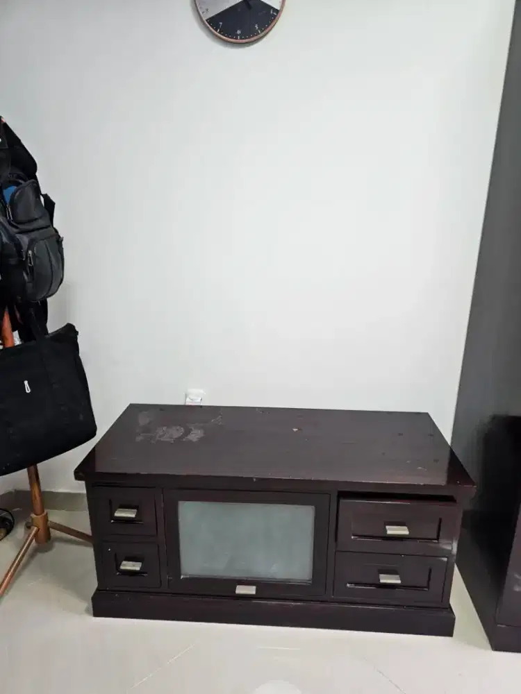 Meja TV Kayu Asli