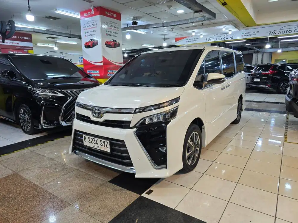[KM 30 RB] Toyota Voxy 2019 Very Low KM mdl 2020