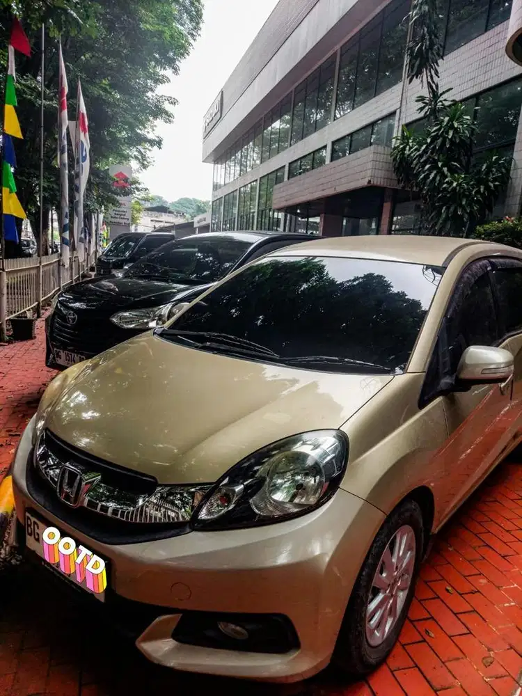 Honda mobilio type E MT tahun 2014