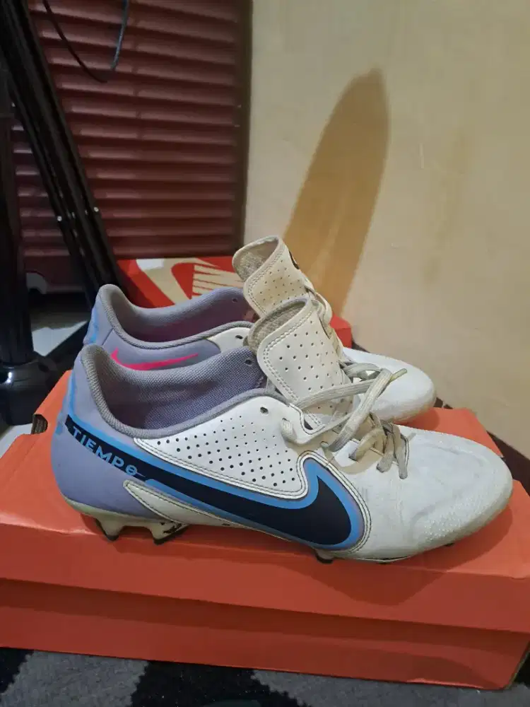 Nike Tiempo Legend 9 (Academy Series)
