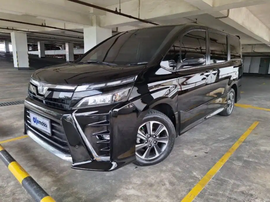 DP RENDAH Toyota Voxy 2.0 Bensin-AT 2021 NZNS