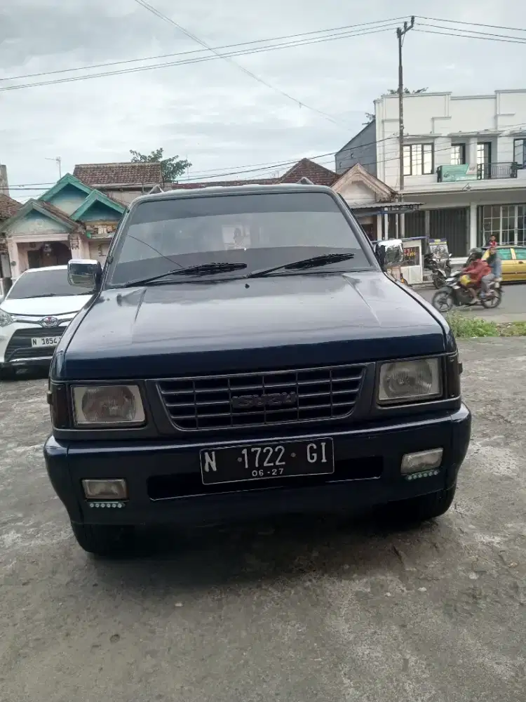 Isuzu Panther Royal 1998 Diesel – Pajak Hidup – Mesin Sehat