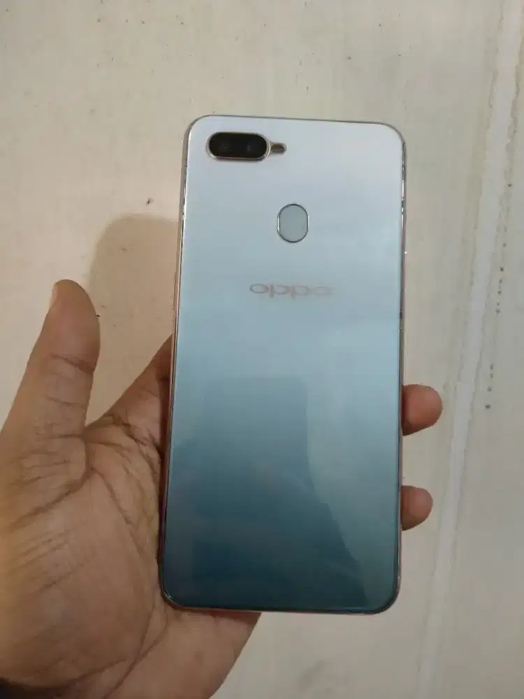 Oppo f9 ram 6/64 4G