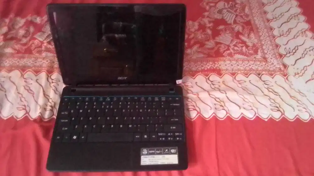 Jual Acer Aspire One 722