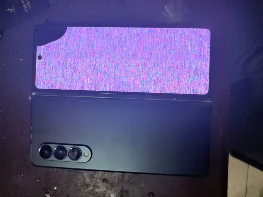 Dijual Samsung Fold 3 12/256 layar bermasalah