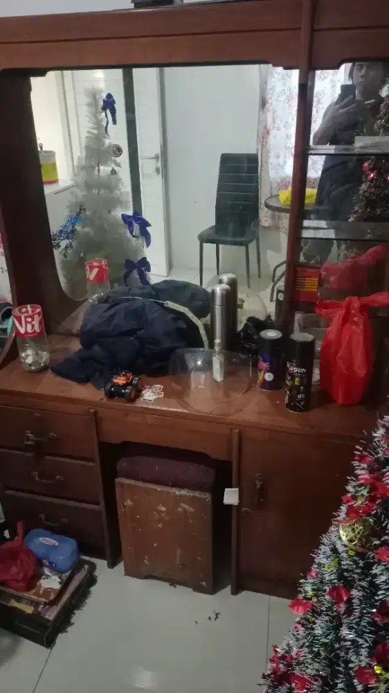 Meja rias kayu jati tua antik