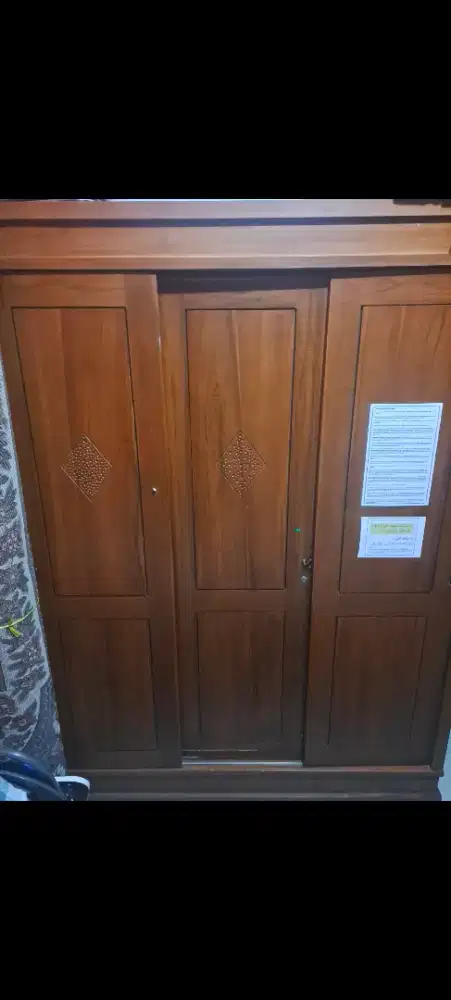Jual Lemari 3 Pintu Jati dan lainnya