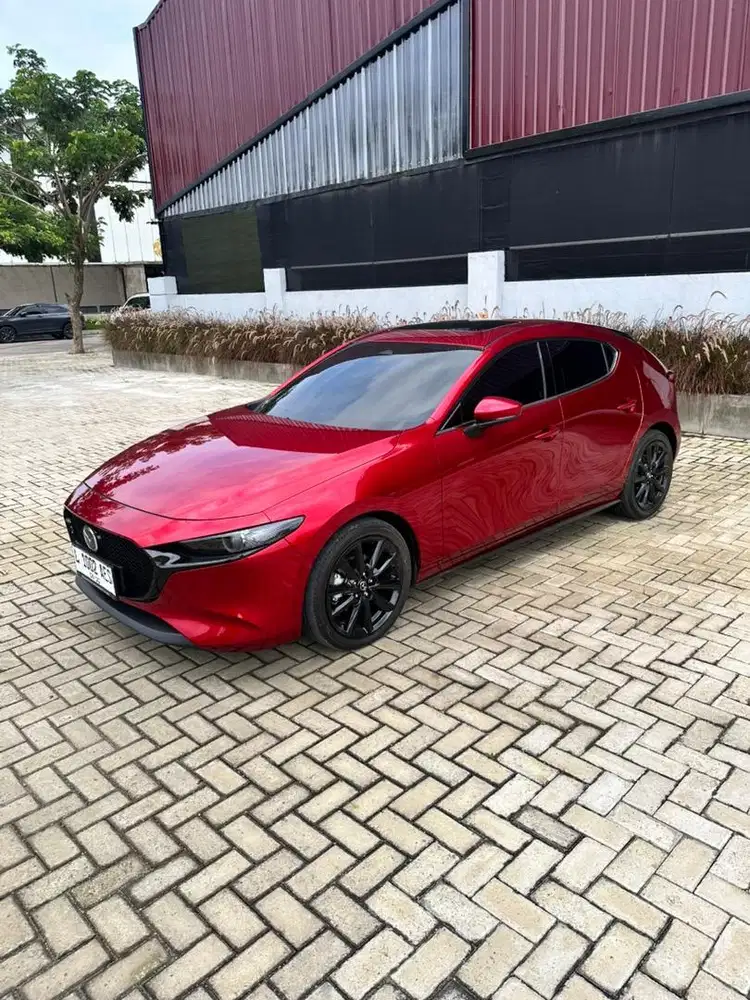 MAZDA 3 HATCHBACK 2025 LIKE NEW RARE