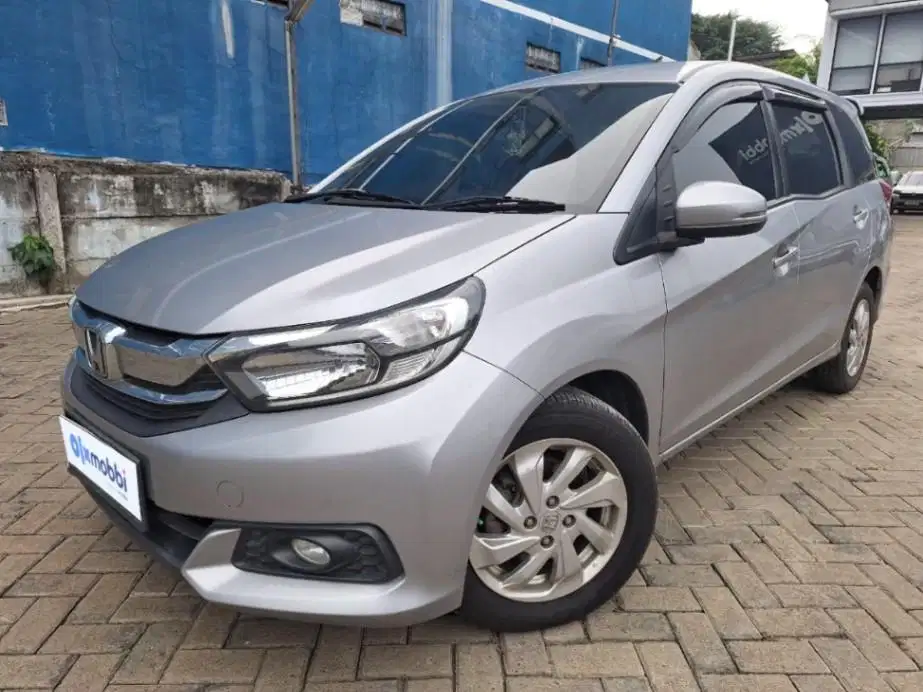 DP RENDAH Honda Mobilio 1.5 E Bensin-MT 2015 ZFT