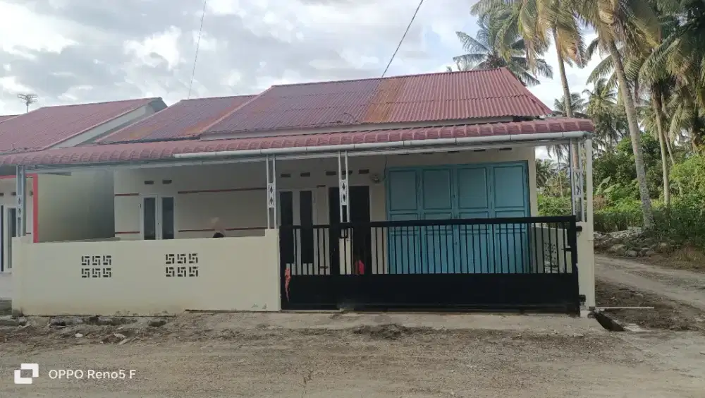 Disewakan rumah minimalis dengan fasilitas 3 kamar area Padang sarai