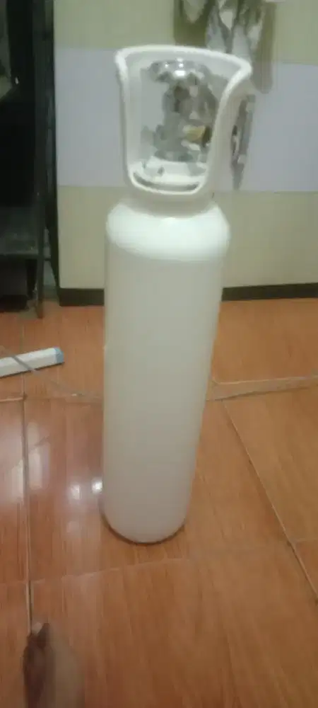 Tabung oksigen 1M³ (6,7L)