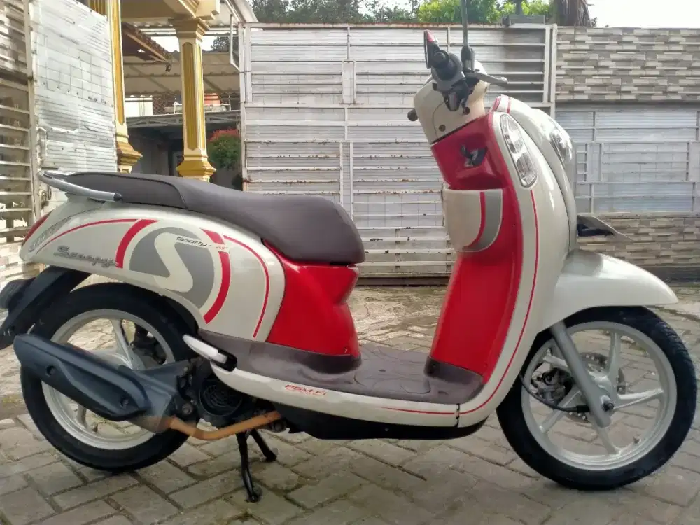 Honda Scoopy pajak hidup lengkap motor sehat kterangan detail dibawah