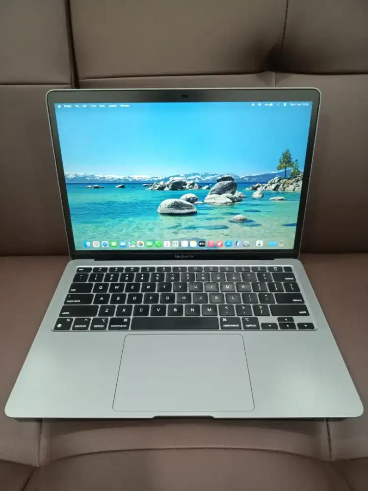 MacBook Air M1 2020 • 16/512 GB