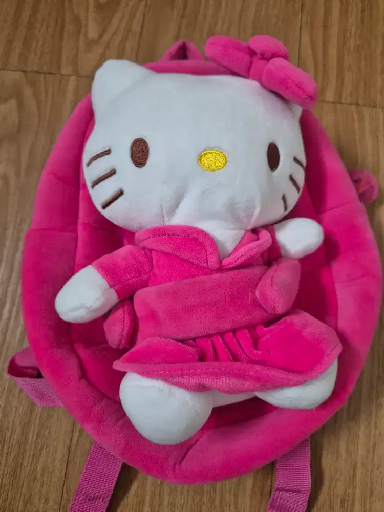 Tas anak Tk boneka hello kitty